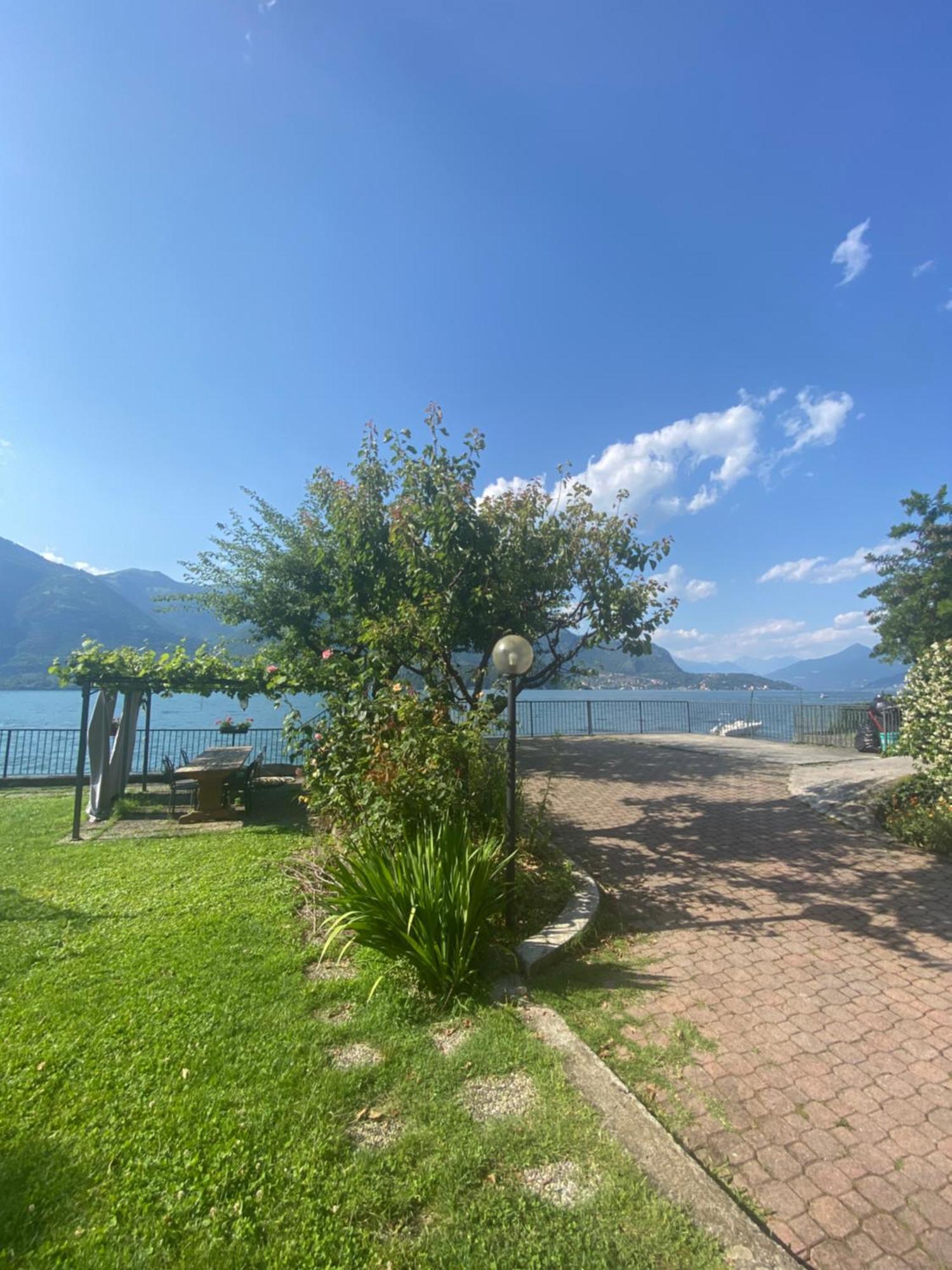 Peonia Apartment - Appartamento Vista Lago Леццено Екстер'єр фото